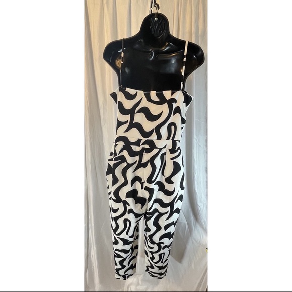 Miss Selens Black/White Pant Romper - Picture 2 of 5